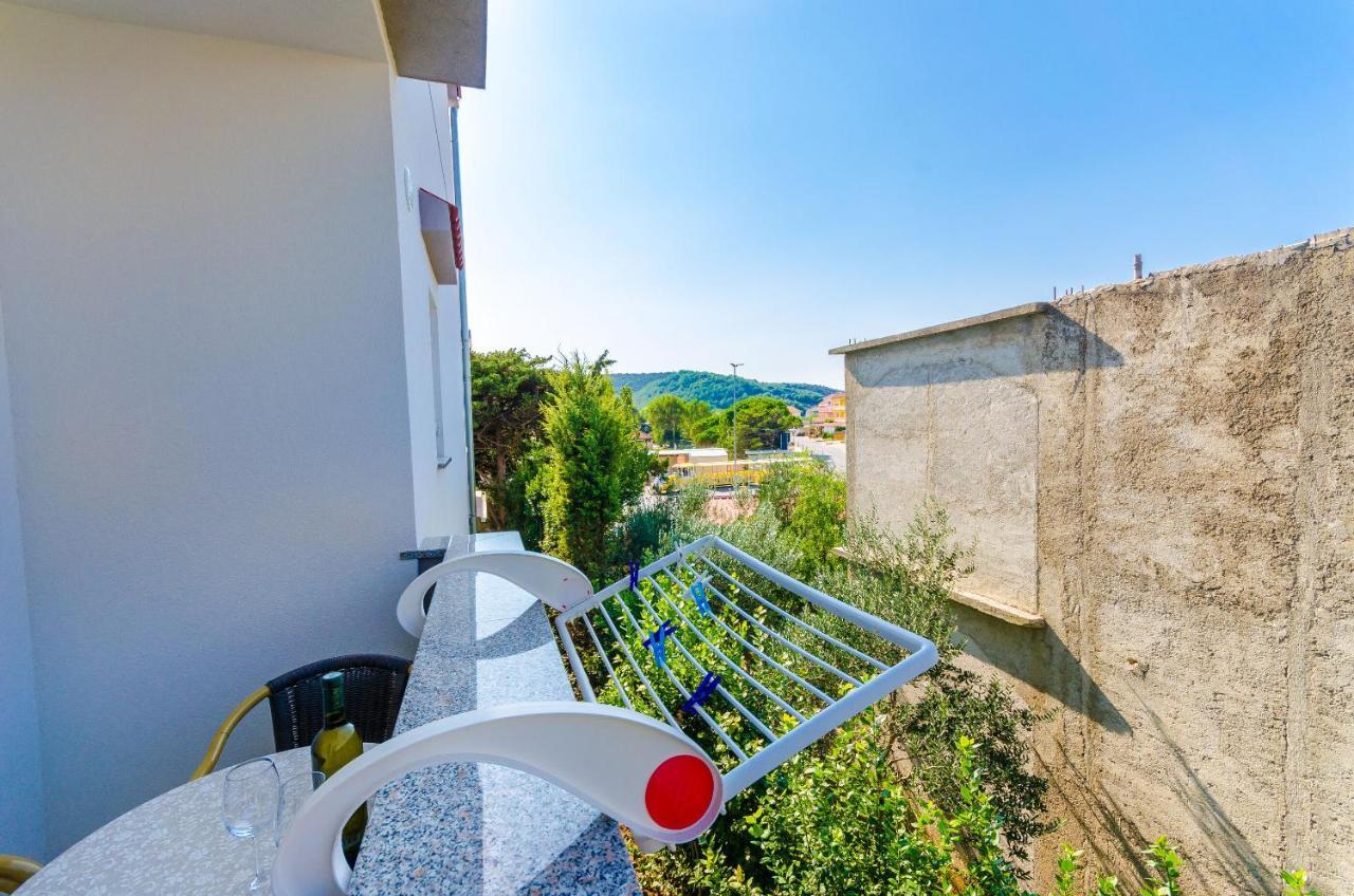 Apartments Ruza-Rajska Beach Лопар Экстерьер фото
