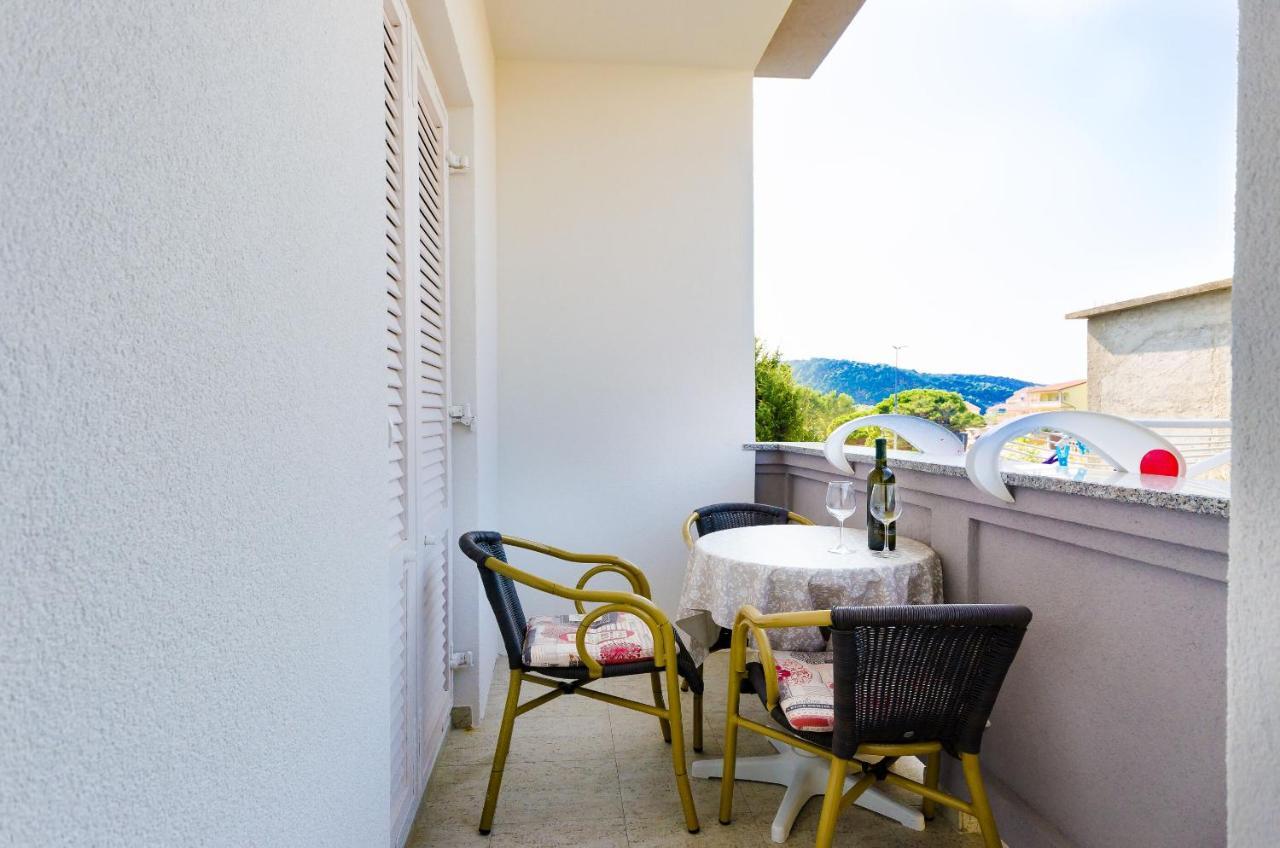 Apartments Ruza-Rajska Beach Лопар Экстерьер фото