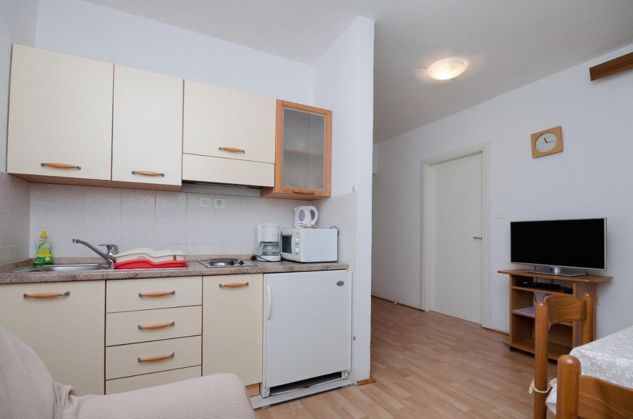 Apartments Ruza-Rajska Beach Лопар Экстерьер фото